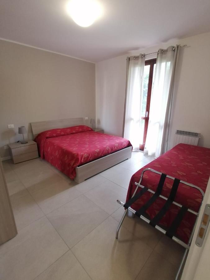 Lucky Apartment 2 Sirmione Extérieur photo