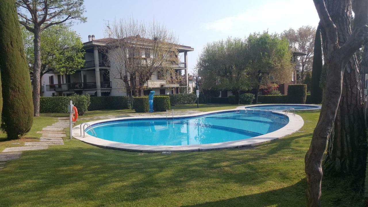Lucky Apartment 2 Sirmione Extérieur photo